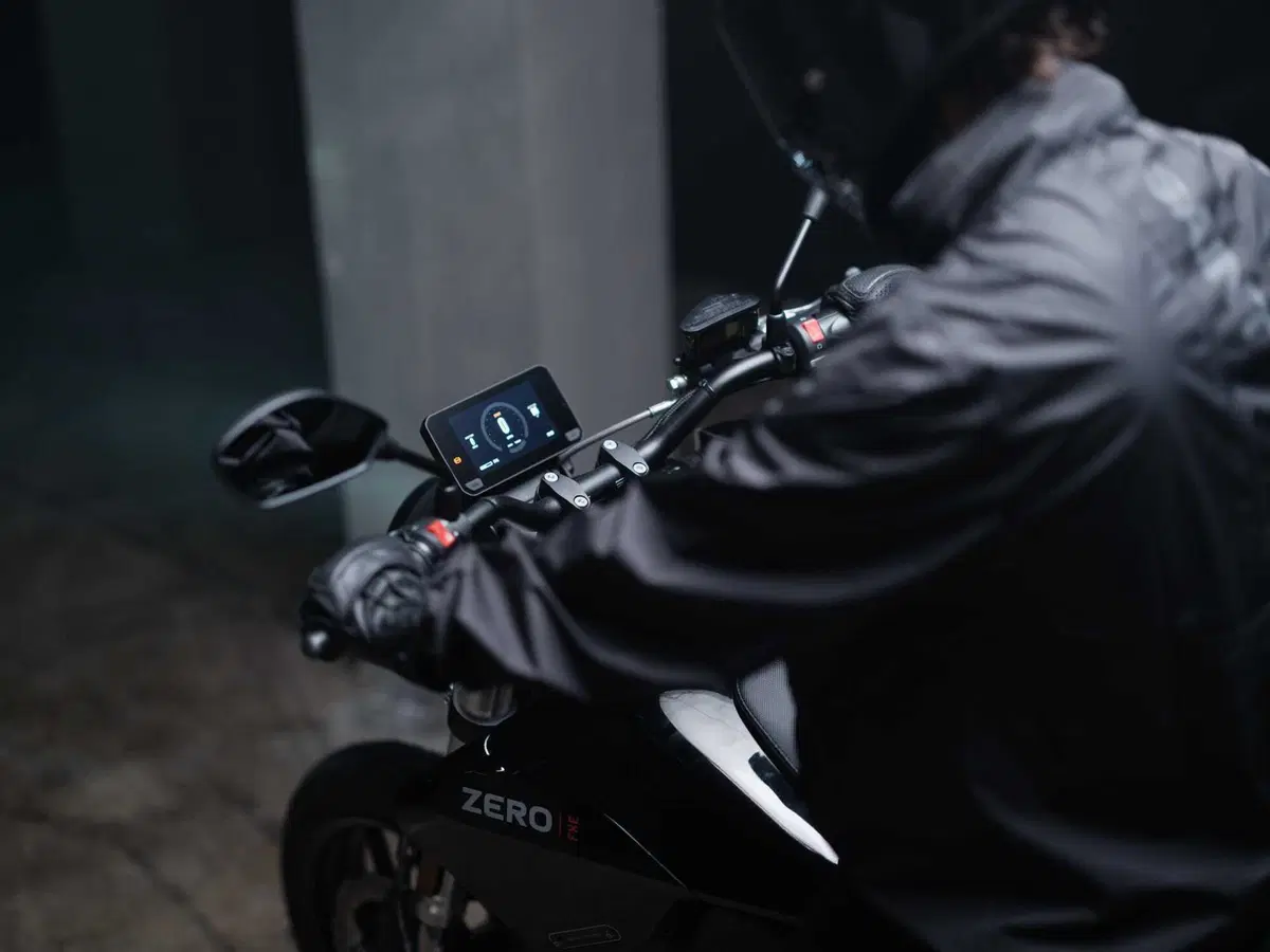 Arrivano le elettriche per tutti: ecco le nuove Zero Motorcycles da 11 kW (18)