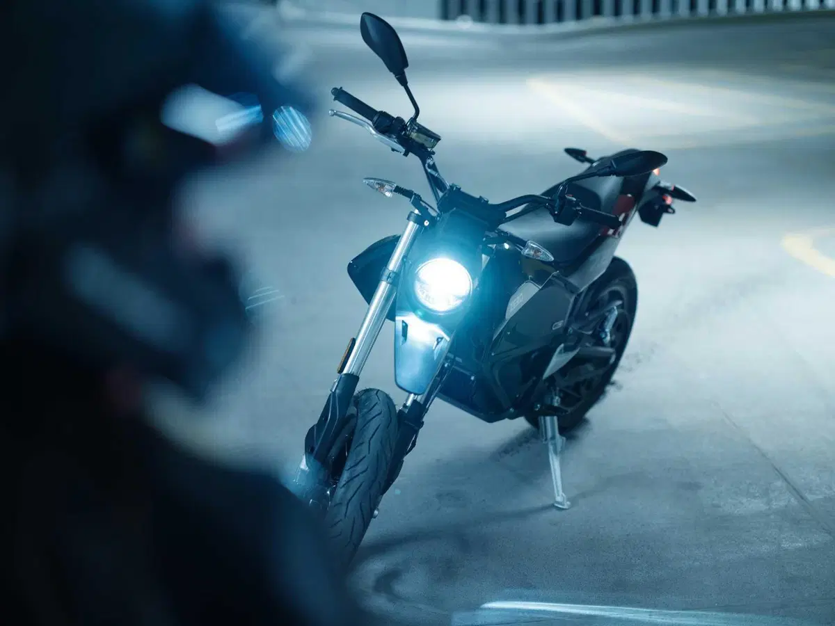 Arrivano le elettriche per tutti: ecco le nuove Zero Motorcycles da 11 kW (20)