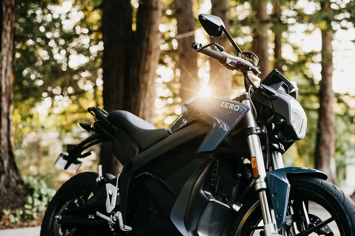 Arrivano le elettriche per tutti: ecco le nuove Zero Motorcycles da 11 kW (22)