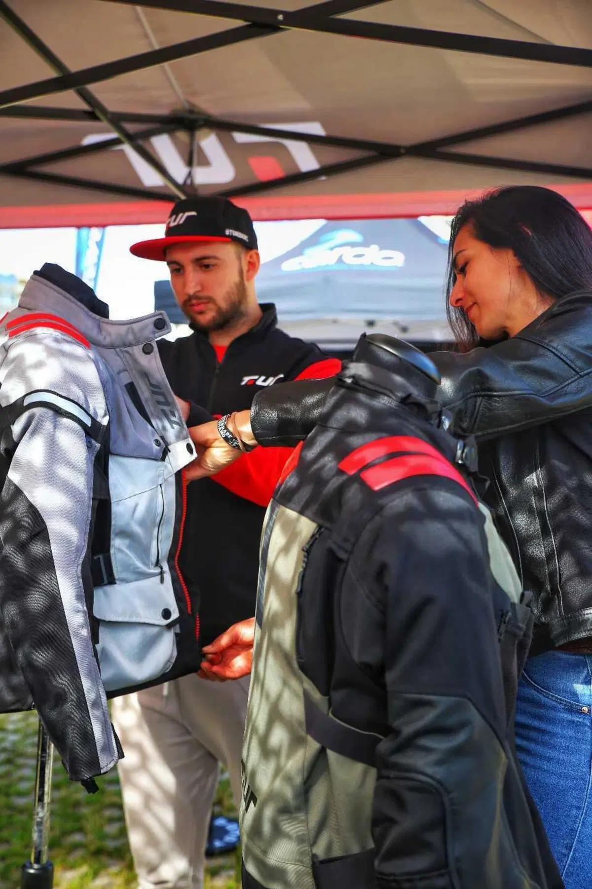 In moto con Botturi? O con Cerutti? Sì, grazie a T.ur 