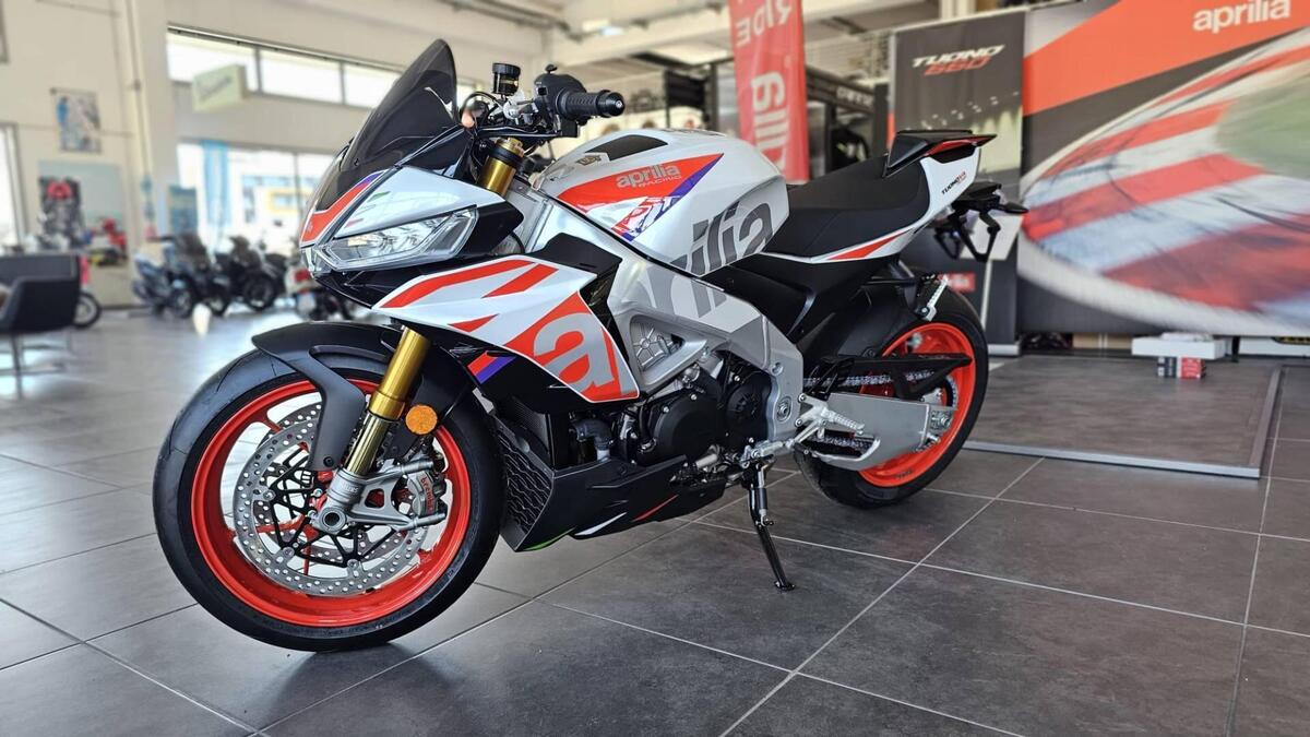 Vendo Aprilia Tuono V Factory Speed White Nuova A Pesaro Codice