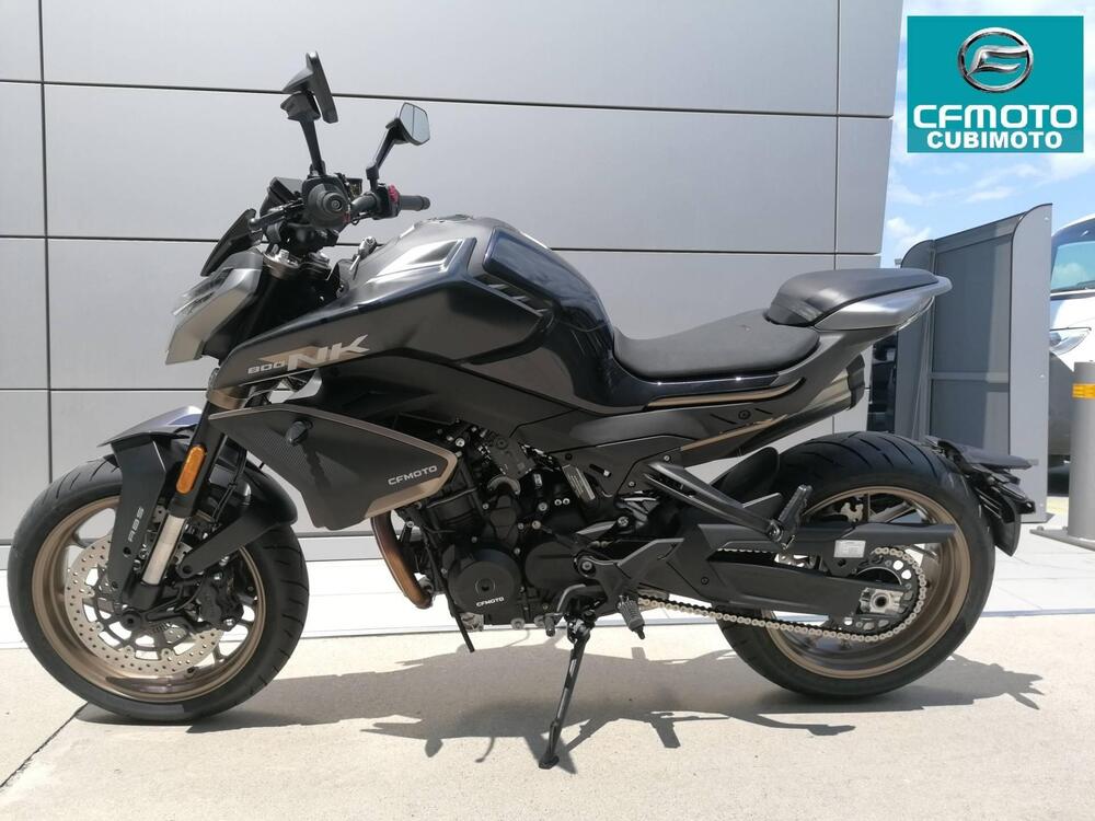 CFMOTO 800NK Sport (2023 - 24) (4)