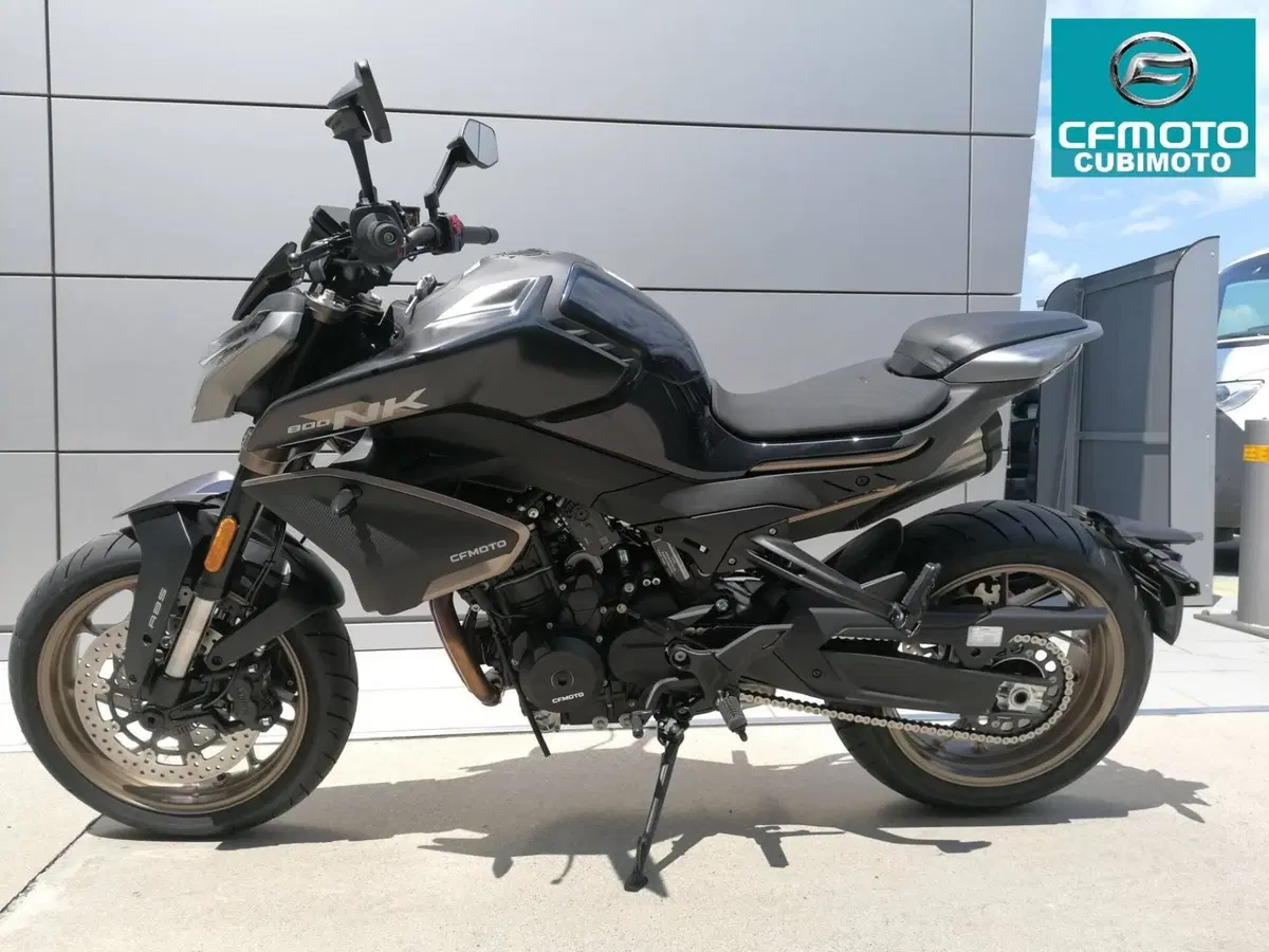 CFMOTO 800NK Sport (2023 - 26) (4)