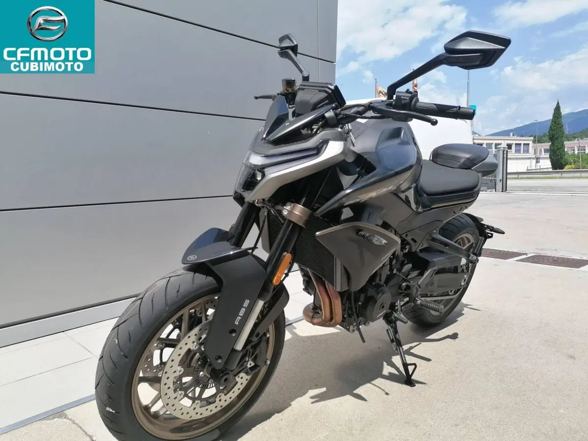 CFMOTO 800NK Sport (2023 - 26) (5)