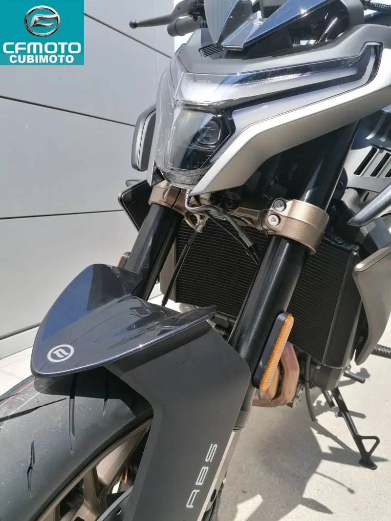 CFMOTO 800NK Sport (2023 - 26) (8)