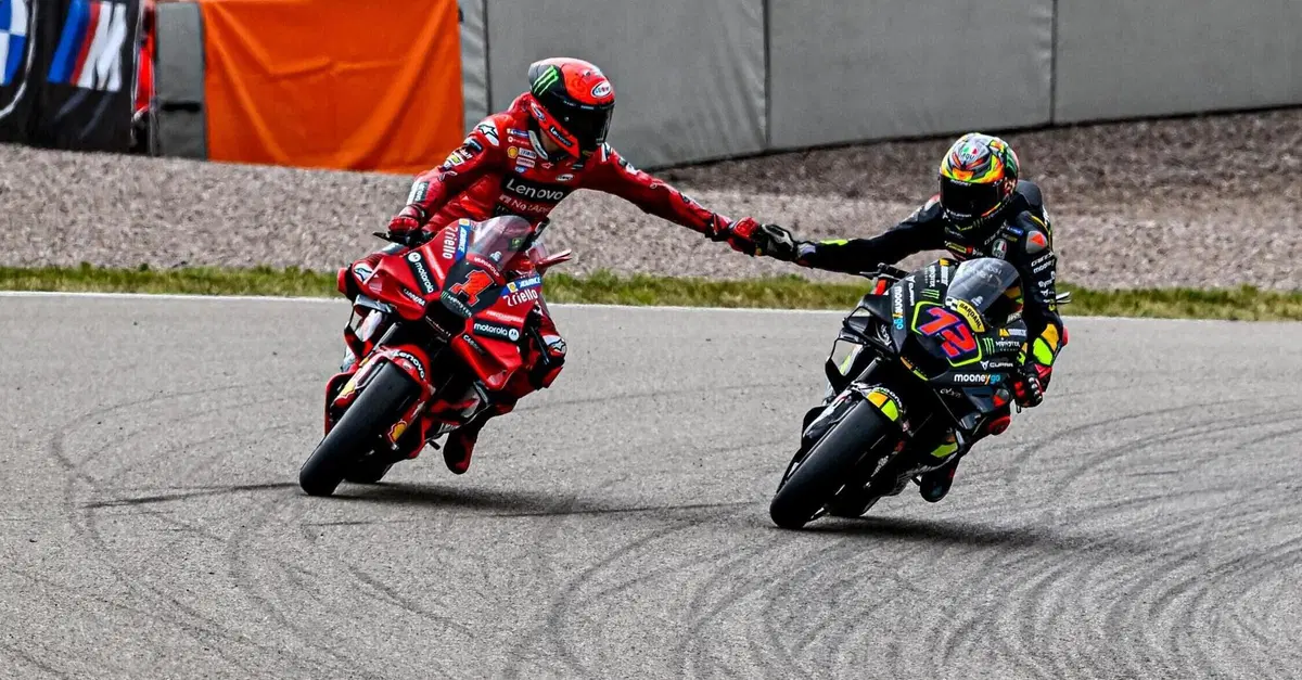 MotoGP 2023. GP di Germania. P2: Un'Aprilia in mezzo alle Ducati, poi KTM e Yamaha. Disastro Honda [RISULTATI]