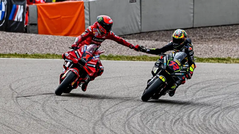 MotoGP 2023. GP di Germania. P2: Un'Aprilia in mezzo alle Ducati, poi KTM e Yamaha. Disastro Honda [RISULTATI]
