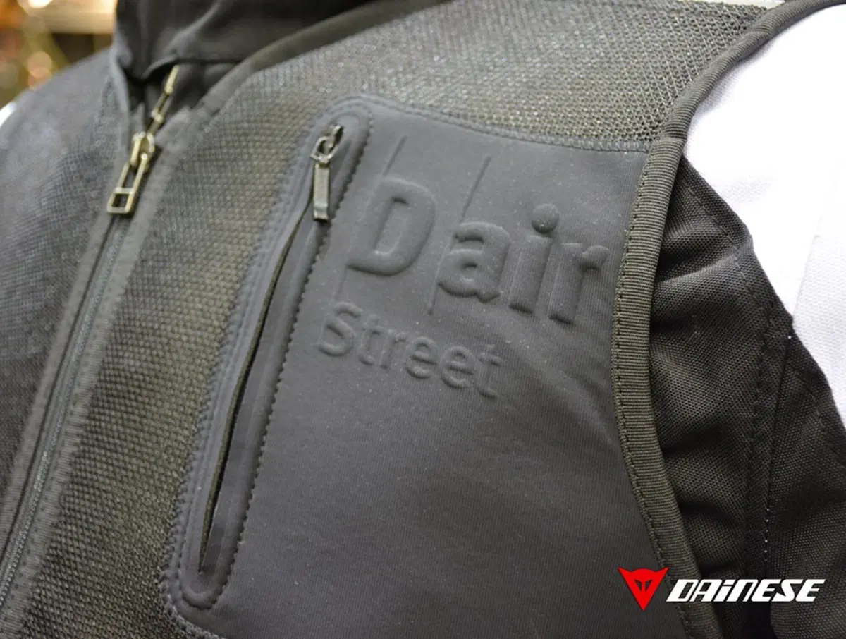 Dainese e Peugeot Scooters insieme al servizio della sicurezza (12)