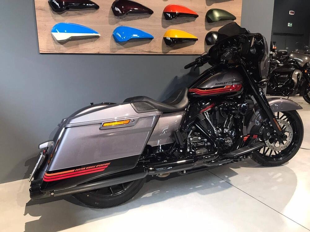 Harley-Davidson 117 Street Glide (2018 - 20) - FLHXSE (3)