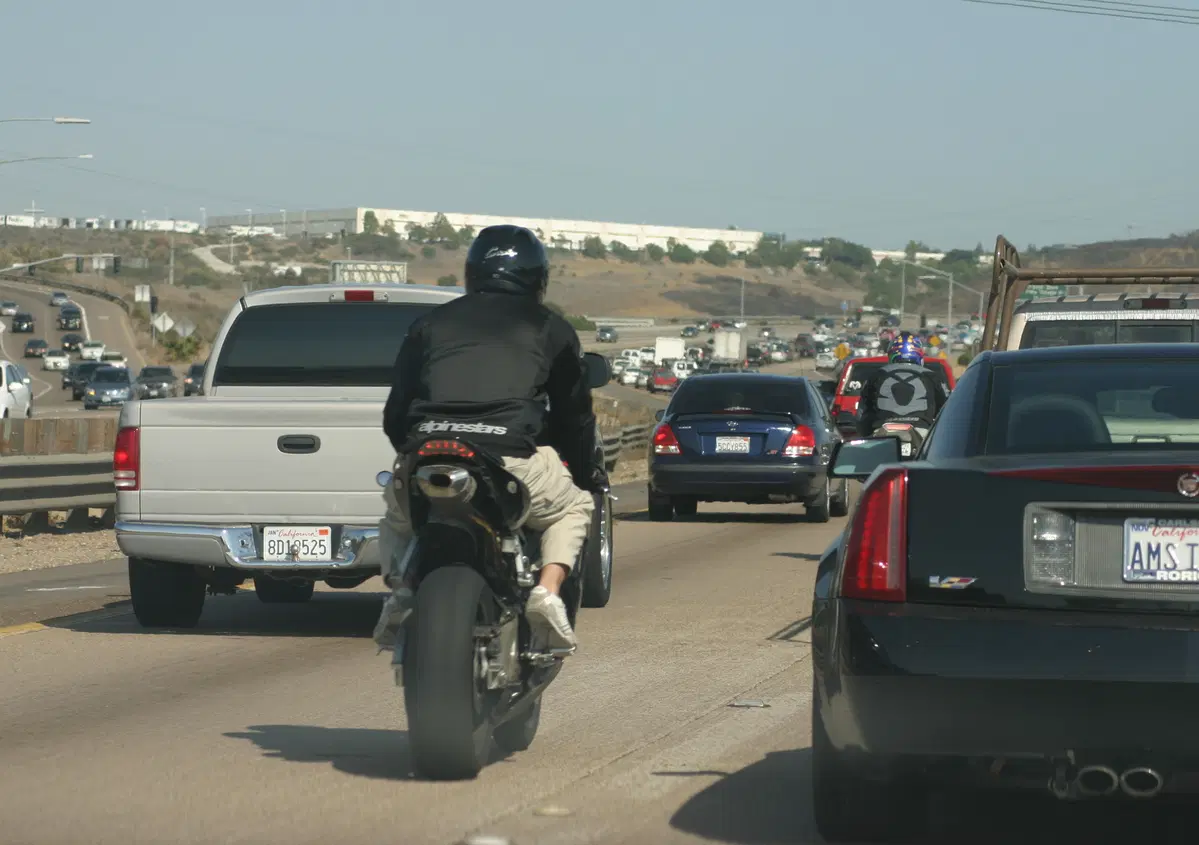 Lane splitting, rivoluzione epocale negli USA?