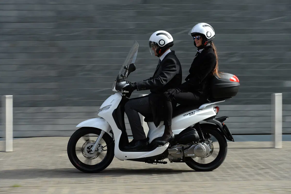 Nuovo Peugeot Tweet2 (5)