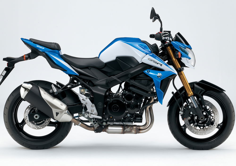 Suzuki GSR 750 Z (2014 - 15) (4)