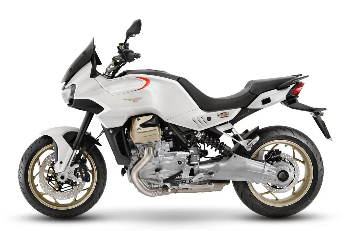 Moto Guzzi V100 Mandello (2022 - 24) (12)