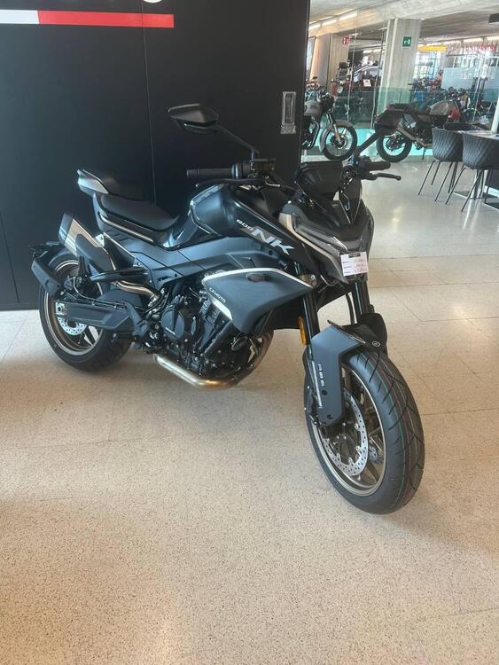 CFMOTO 800NK Sport (2023 - 24)