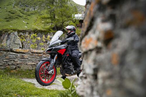 Ecco la nuova livrea Thrilling Black & Street Grey per la Ducati Multistrada V2 S (3)