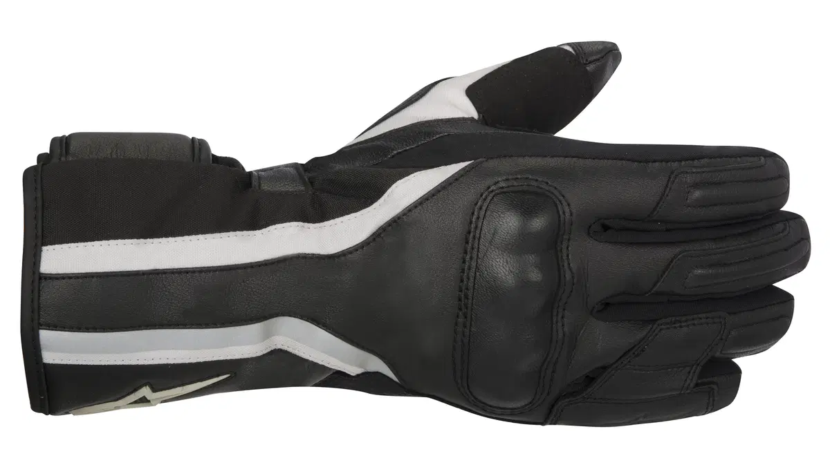 Donne in moto: sempre belle, ma in sicurezza! (12)