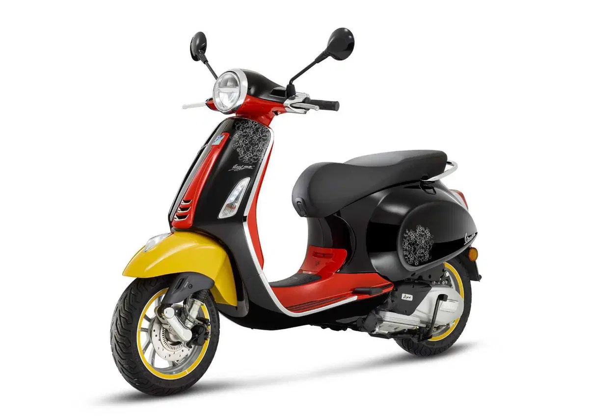 Quando motori e cartoni si incontrano: nasce la Vespa Disney! (2)