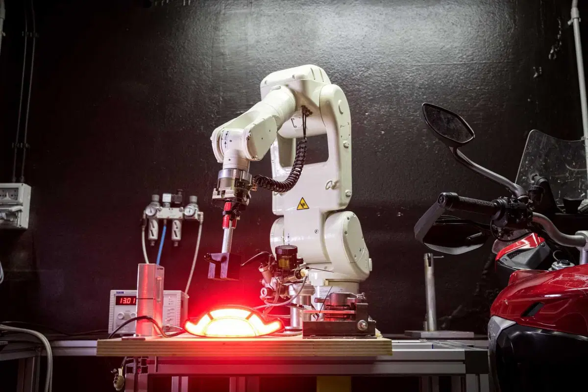 L'elettronica delle moto e il 'metodo Ducati': un viaggio nell'innovazione lungo 15 anni (5)