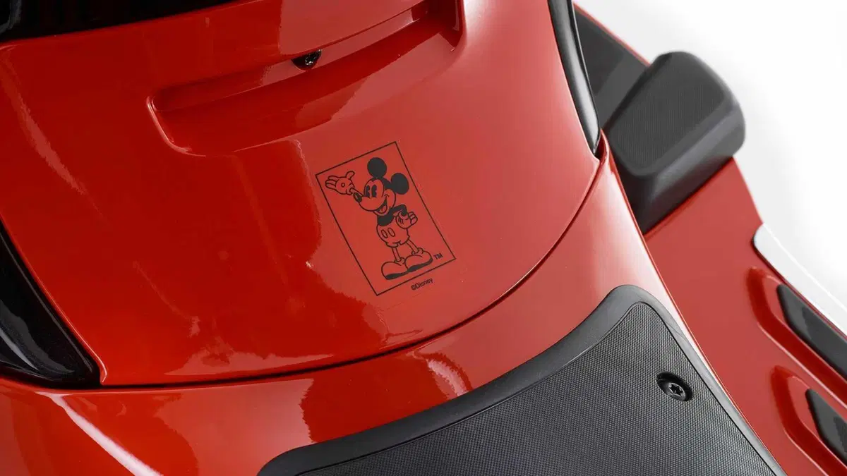 Vespa Primavera 125 Primavera 125 Disney Mickey Mouse Edition by Vespa (2023 - 24) (11)