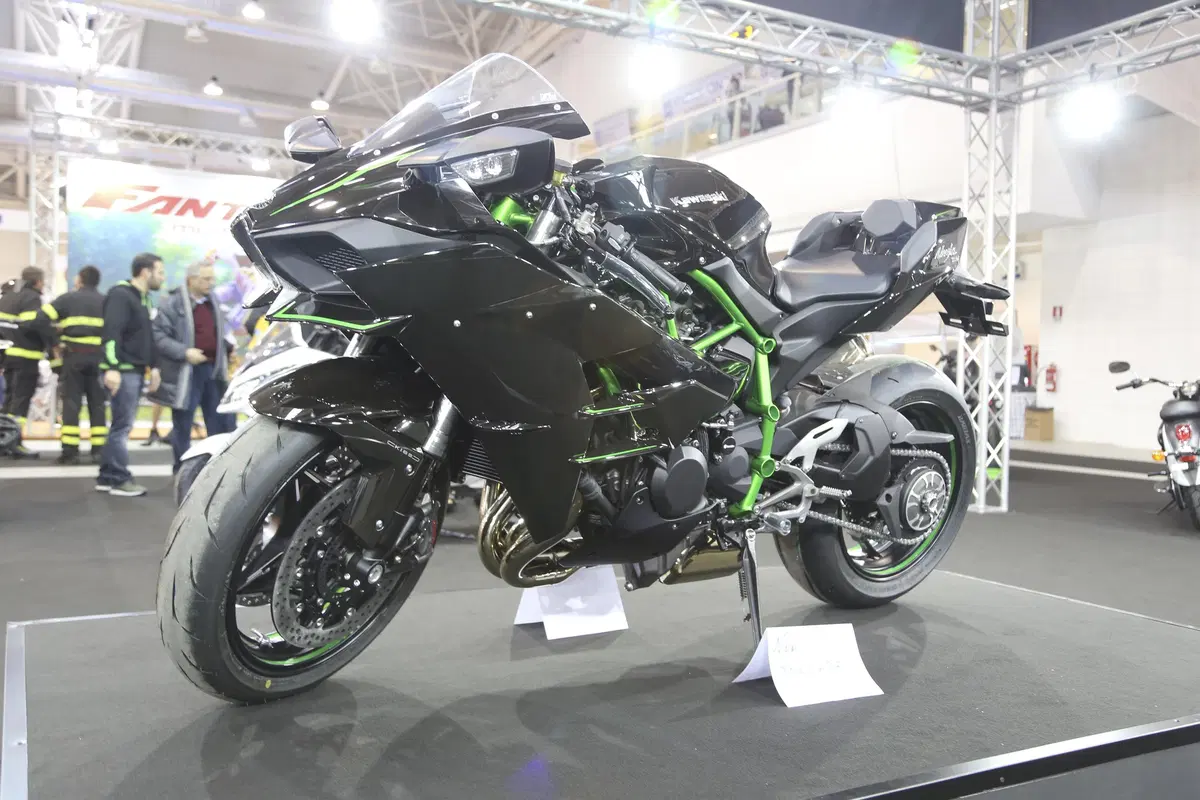 Kawasaki a Motodays: H2 regina fra le novità, tutta la gamma in demo ride (3)