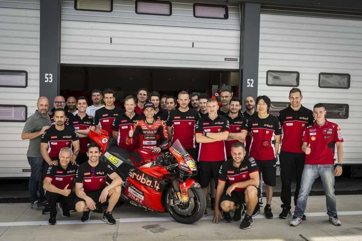 Tra SBK e MotoGP. Alvaro Bautista: &ldquo;Felice e soddisfatto per il test, ma ora pensiamo a Donington" [GALLERY]