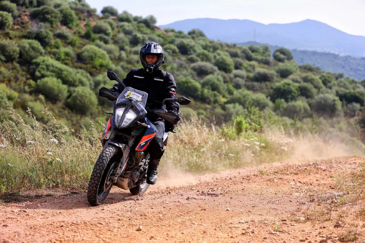 Due vent'enni sulle KTM 390 Adventure alla scoperta della Sardegna: come sarà finita? [VIDEO] (4)