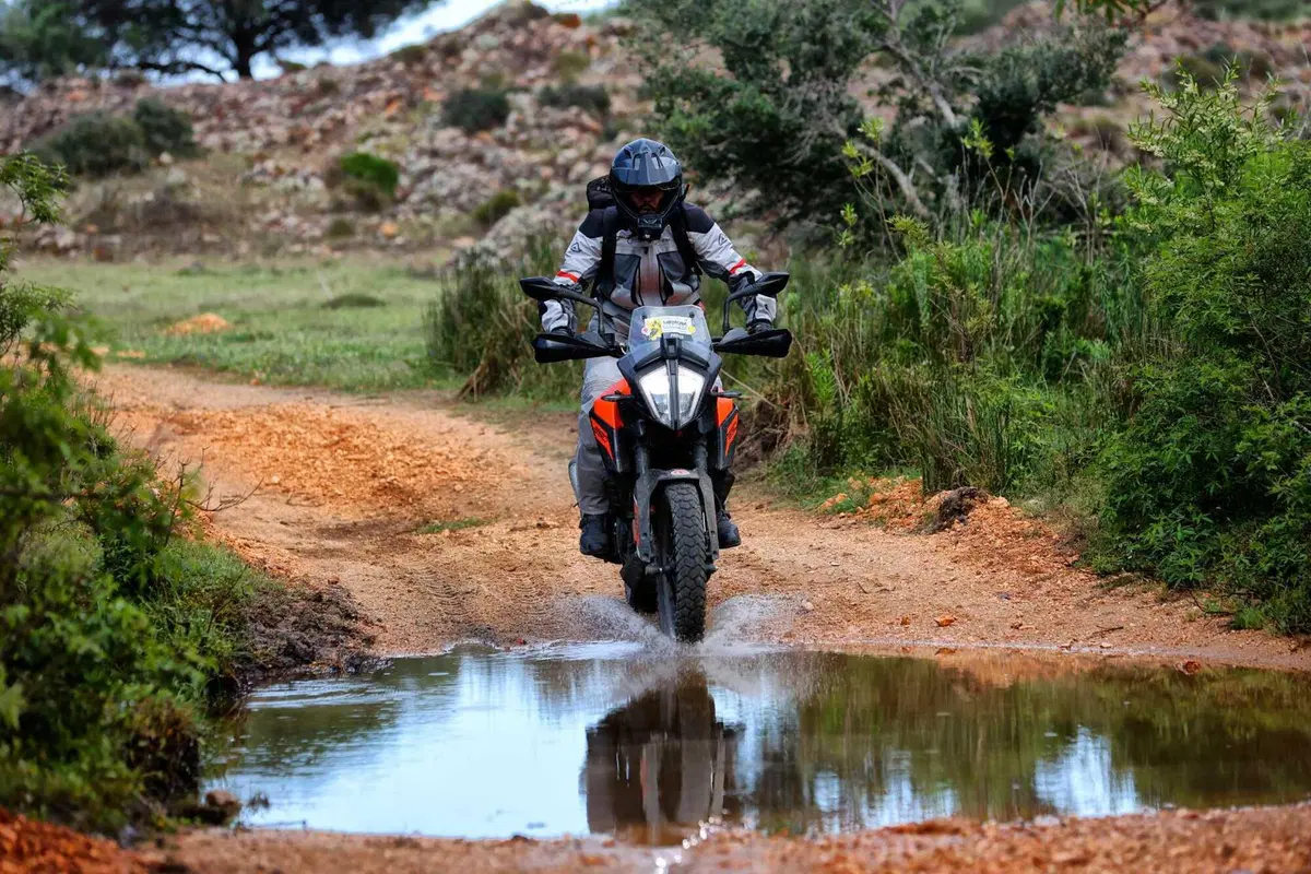 Due vent'enni sulle KTM 390 Adventure alla scoperta della Sardegna: come sarà finita? [VIDEO] (11)