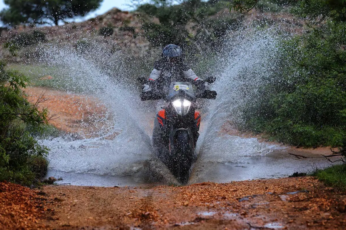 Due vent'enni sulle KTM 390 Adventure alla scoperta della Sardegna: come sarà finita? [VIDEO] (16)