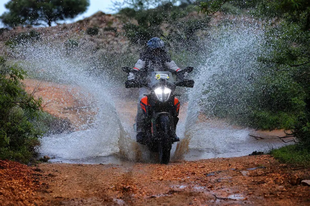 Due vent'enni sulle KTM 390 Adventure alla scoperta della Sardegna: come sarà finita? [VIDEO] (17)