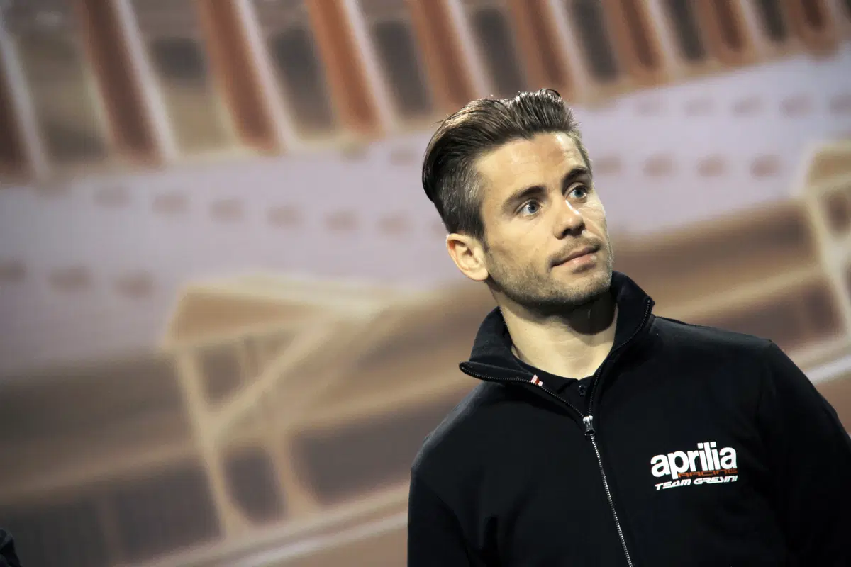 MotoGP. Aprilia svela la nuova RS-GP 2015 di Melandri e Bautista (16)