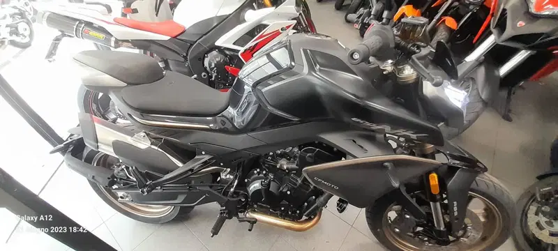 CFMOTO 800NK Sport (2023 - 26)