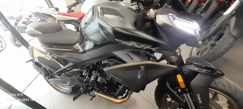 CFMOTO 800NK Sport (2023 - 26) (12)