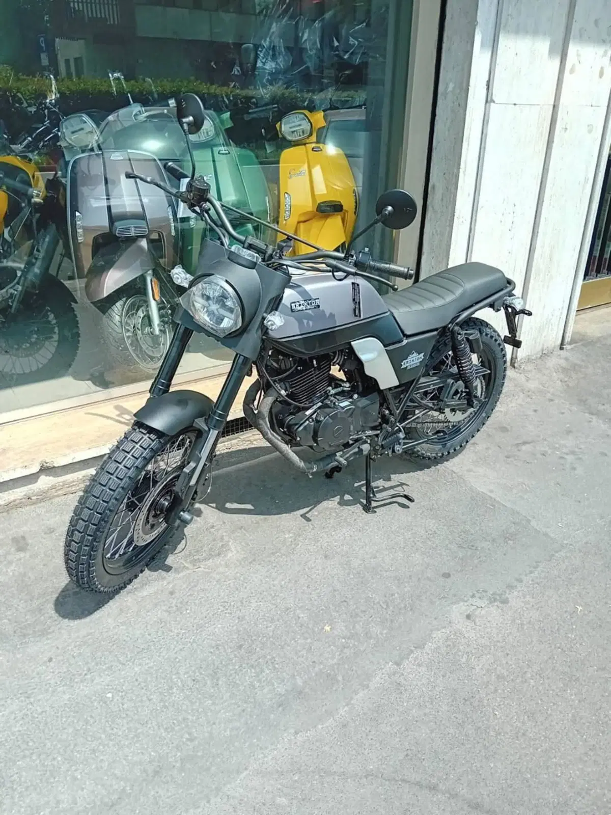 Brixton Motorcycles Felsberg 250 (2021 - 25) (4)
