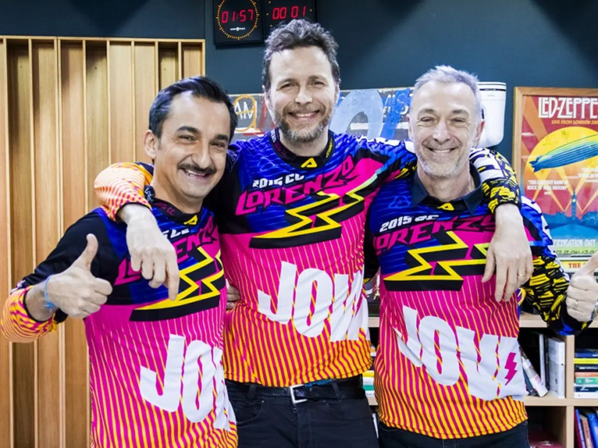Acerbis veste e colora parte del Lorenzo 2015 cc (3)