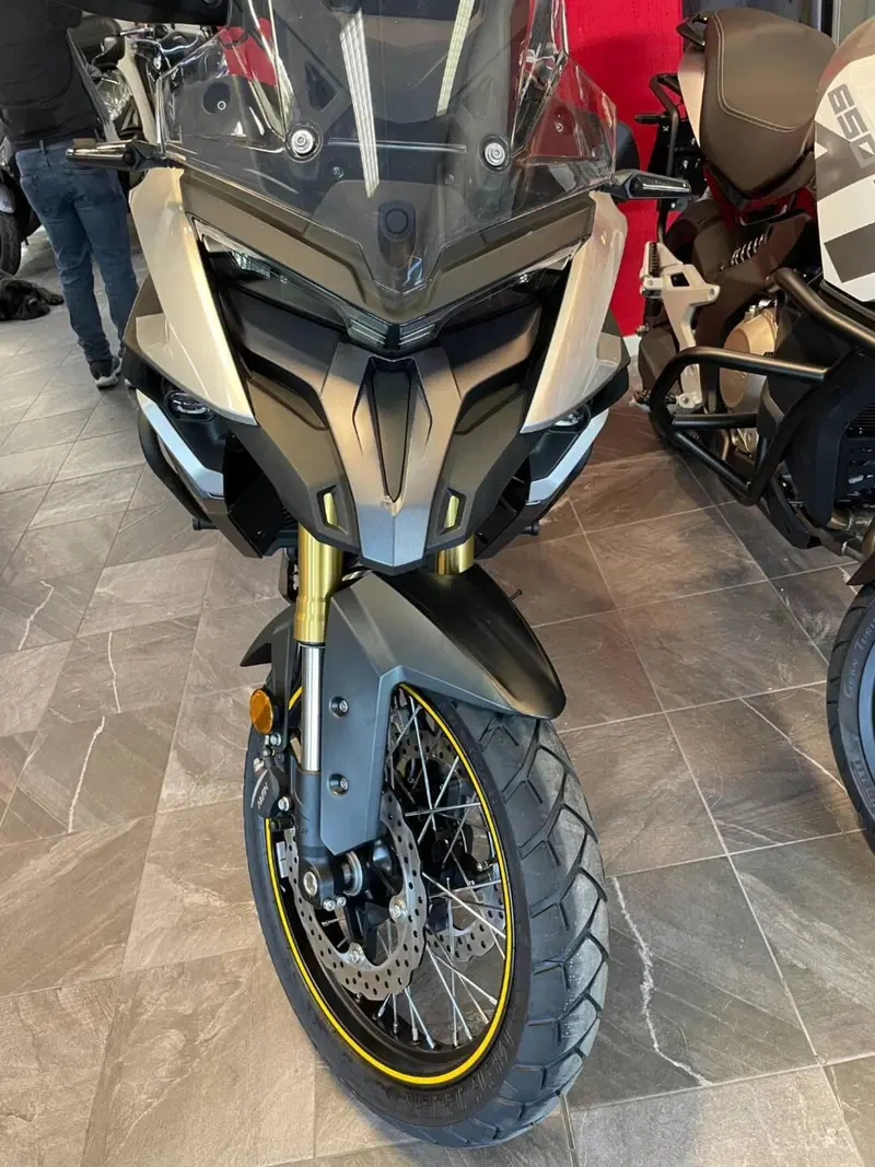 Voge Valico 525DSX (2023 - 26) (3)
