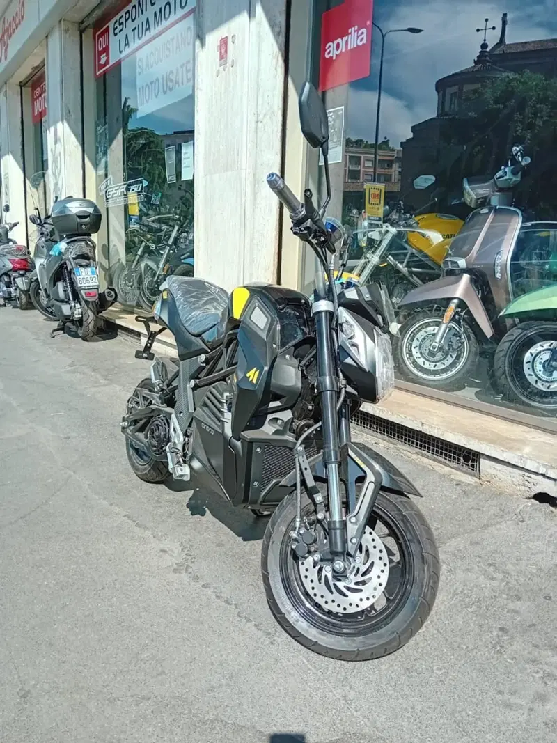 Motron Motorcycles Vizion (2021 - 26) (2)