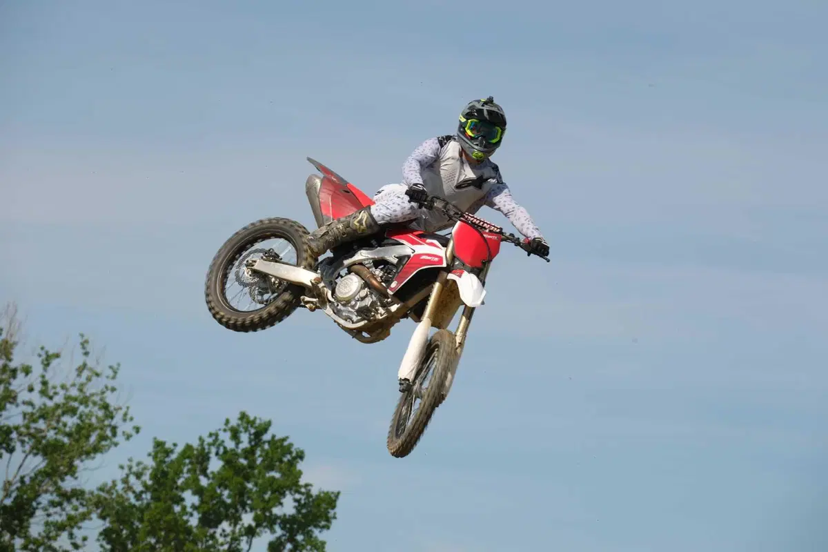 FANTIC XXF 450 TEST ESCLUSIVO: è la migliore moto da cross per correre oggi? (21)