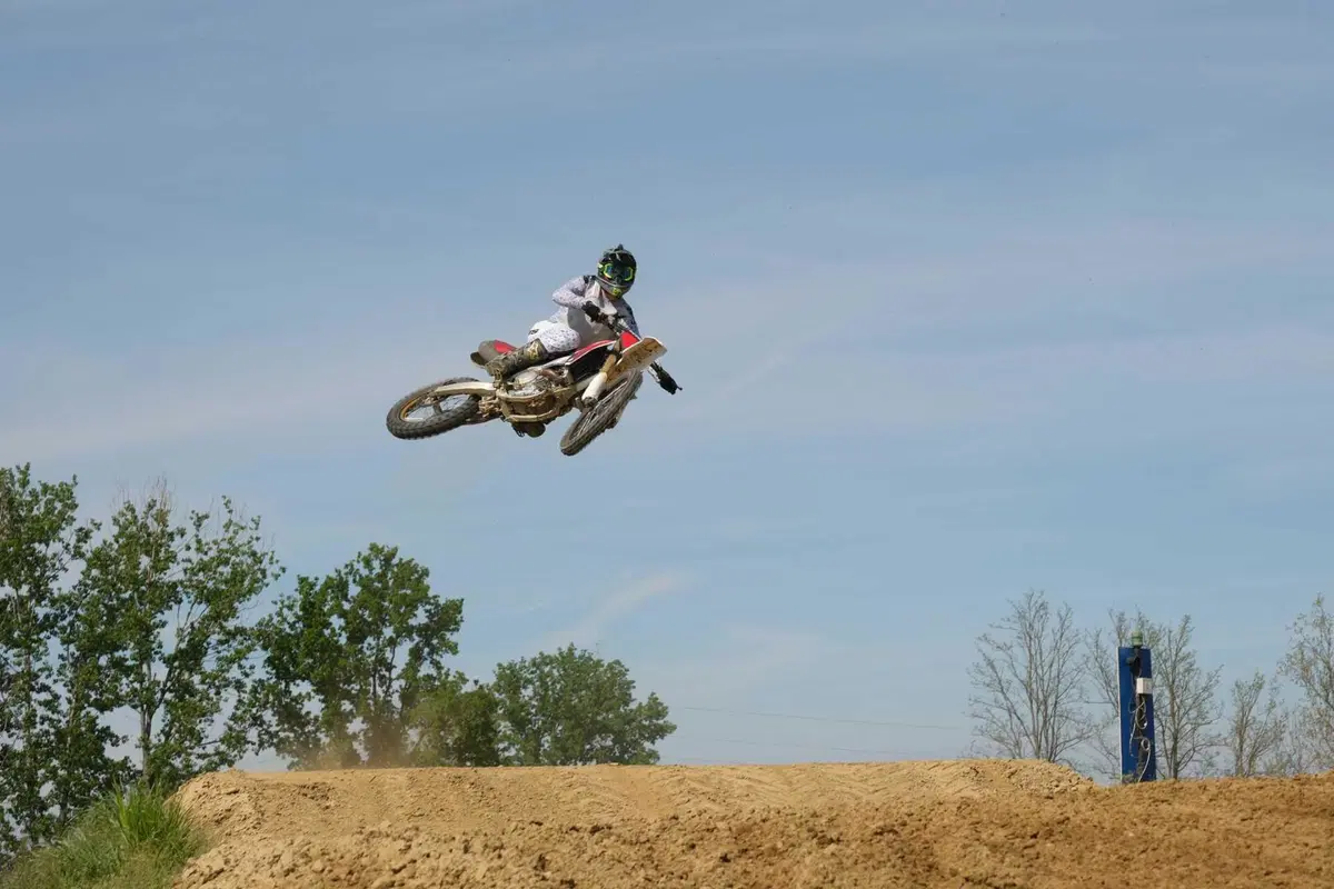 FANTIC XXF 450 TEST ESCLUSIVO: è la migliore moto da cross per correre oggi? (26)