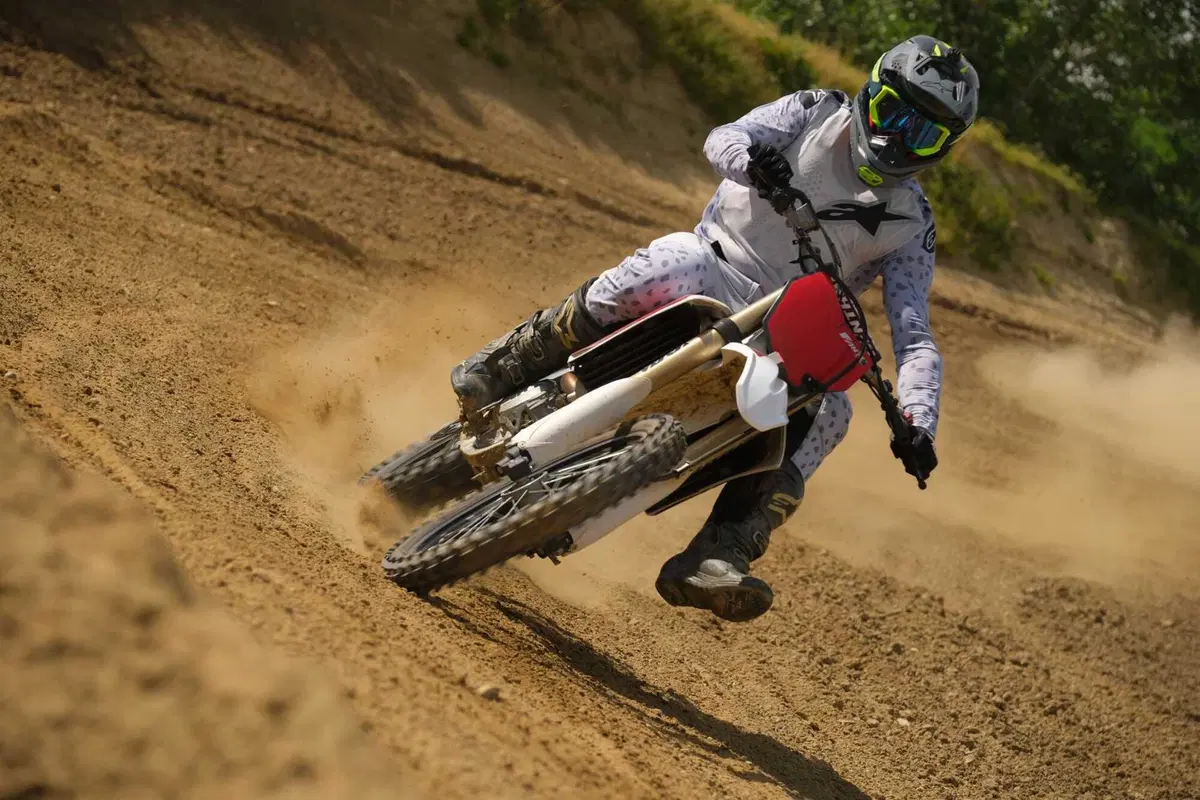 FANTIC XXF 450 TEST ESCLUSIVO: è la migliore moto da cross per correre oggi? (28)