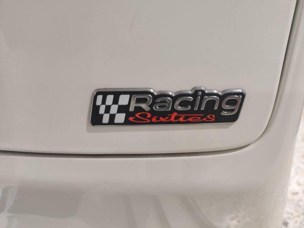 Vespa GTS 300 Super Racing Sixties Hpe (2021 - 22) (4)