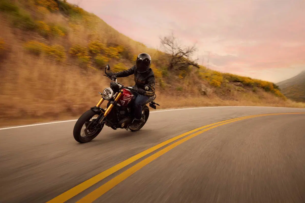 SOTTO EMBARGO. Triumph svela la sua nuova roadster: ecco a voi la Speed 400! [VIDEO] (6)