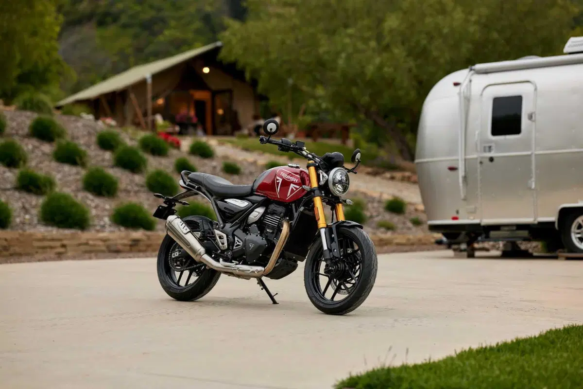 SOTTO EMBARGO. Triumph svela la sua nuova roadster: ecco a voi la Speed 400! [VIDEO] (14)