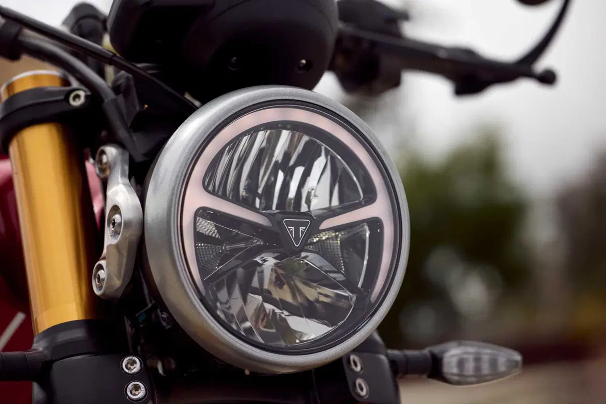 SOTTO EMBARGO. Triumph svela la sua nuova roadster: ecco a voi la Speed 400! [VIDEO] (27)