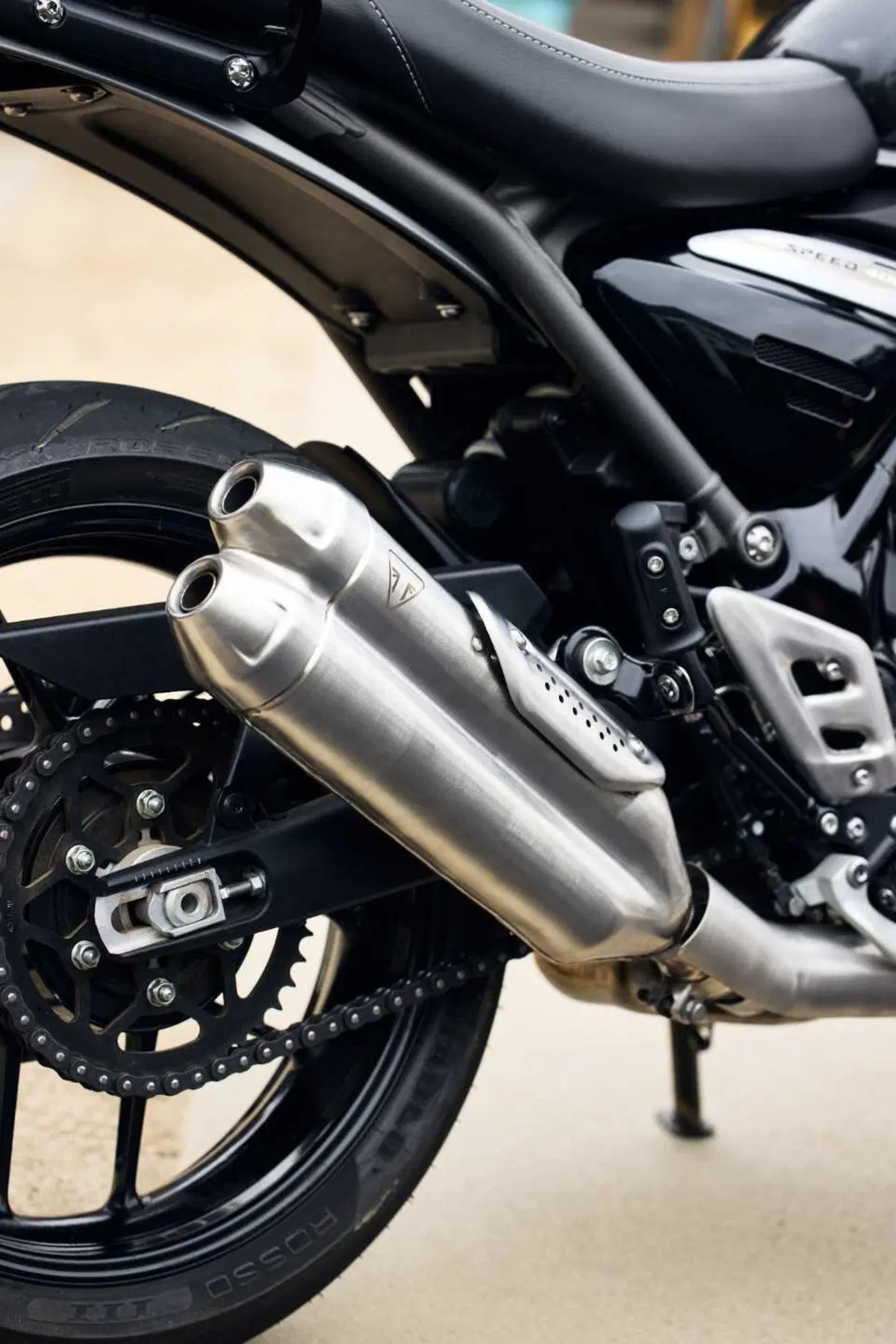 SOTTO EMBARGO. Triumph svela la sua nuova roadster: ecco a voi la Speed 400! [VIDEO] (36)