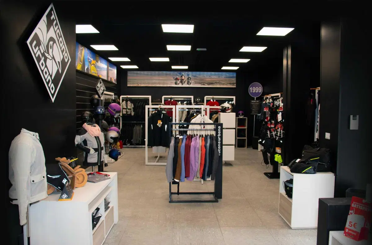 Tucano Urbano: apre a Milano il nuovo factory outlet (3)