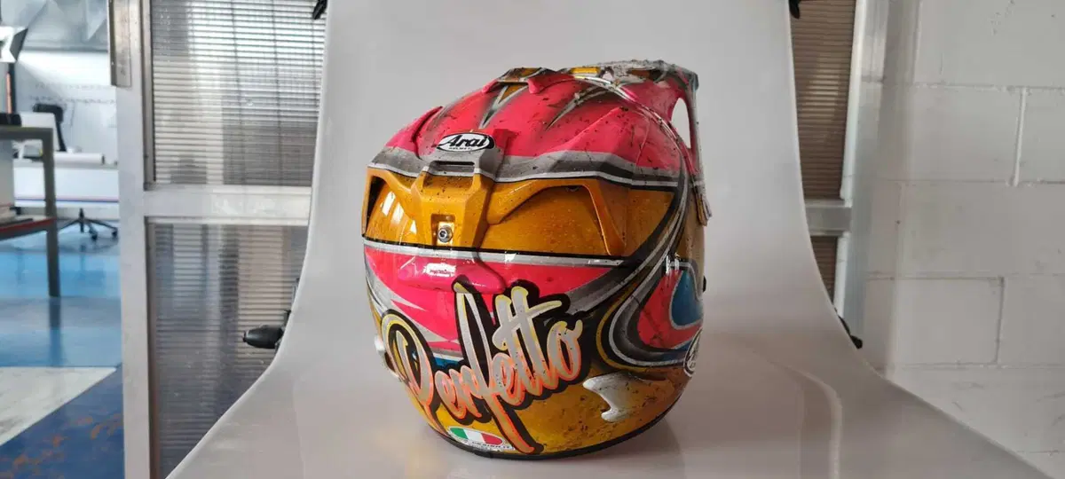 KAOS Design: quando l'aerografo trasforma il casco in pura arte (6)