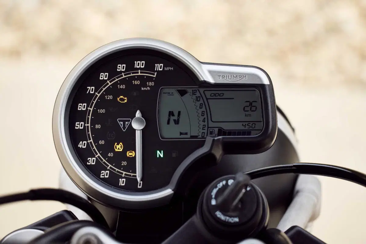 SOTTO EMBARGO. Triumph toglie i veli alla nuova Scrambler 400 X. Di stile ne abbiamo? [VIDEO] (26)