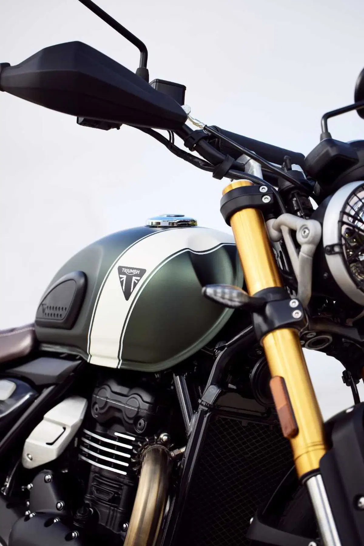 SOTTO EMBARGO. Triumph toglie i veli alla nuova Scrambler 400 X. Di stile ne abbiamo? [VIDEO] (31)