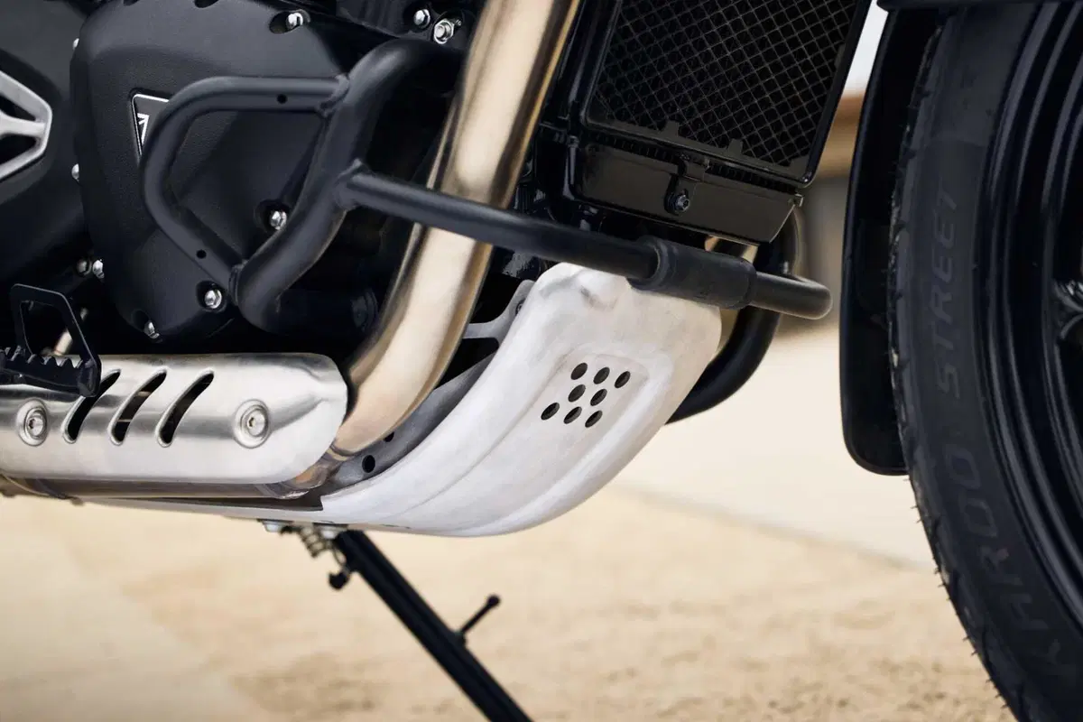 SOTTO EMBARGO. Triumph toglie i veli alla nuova Scrambler 400 X. Di stile ne abbiamo? [VIDEO] (48)