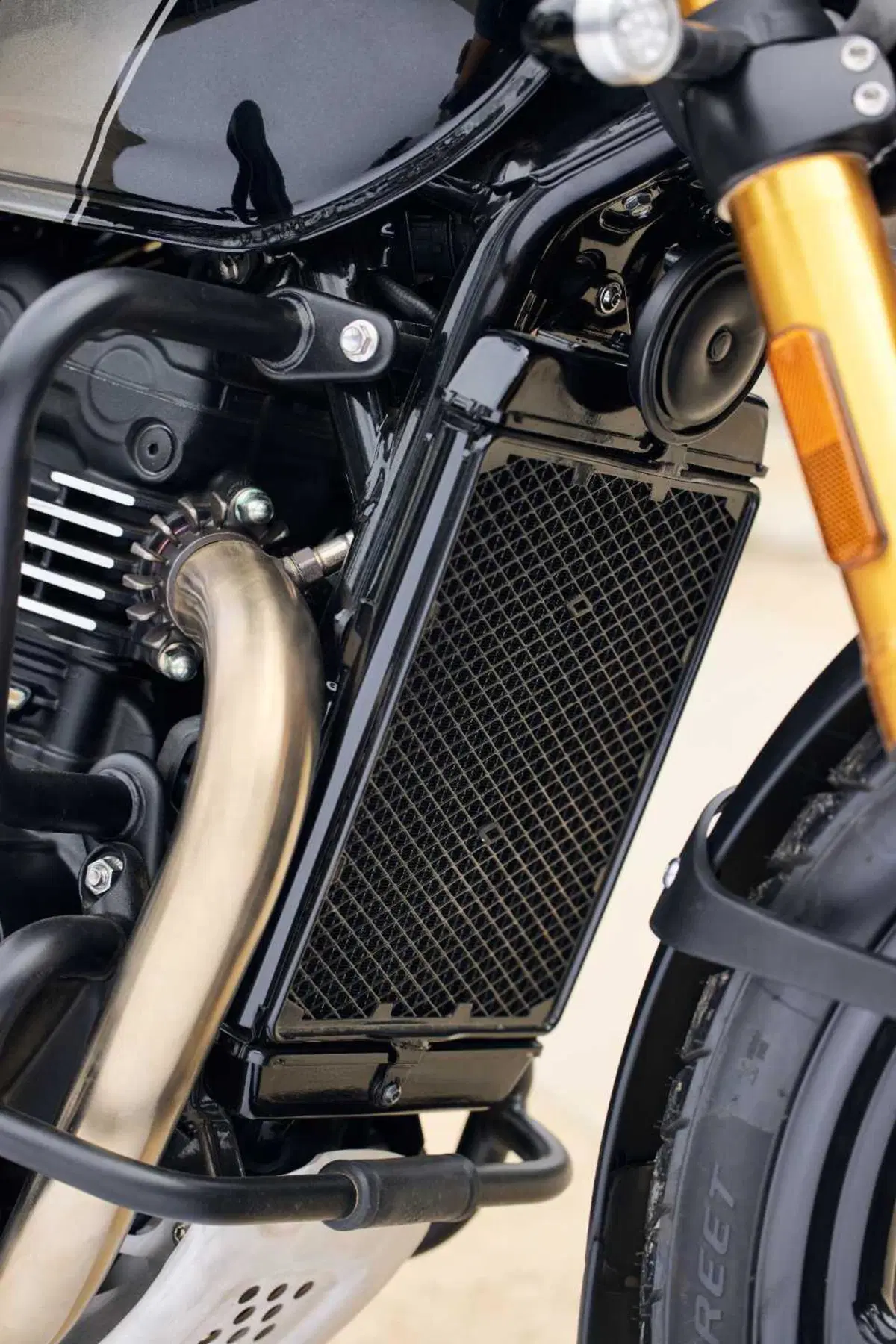 SOTTO EMBARGO. Triumph toglie i veli alla nuova Scrambler 400 X. Di stile ne abbiamo? [VIDEO] (64)